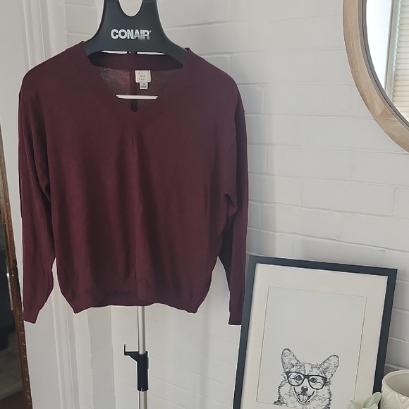 Women's Burgundy Sweater, Medium - Picture 1 of 6